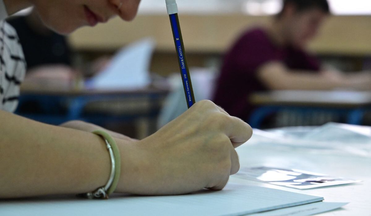 Πανελλήνιες 2026: Με μαθήματα ειδικότητας οι εξετάσεις σήμερα στα ΕΠΑΛ