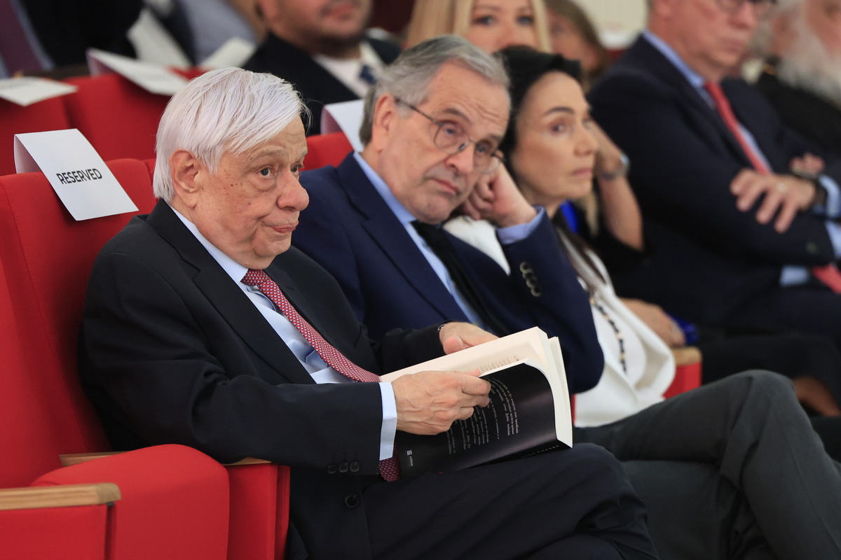 «Τι πήγε λάθος στην Ελλάδα»: Το βιβλίο του Μ. Σάλλα – Δύο πρώην πρωθυπουργοί, πολιτικοί και επιχειρηματίες έδωσαν το παρών