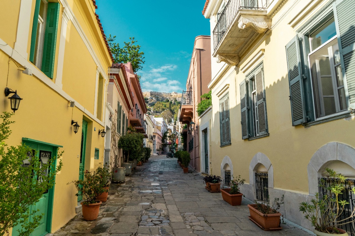 Έρχεται απόφαση-σταθμός του Συμβουλίου Επικρατείας για το Airbnb στην Πλάκα