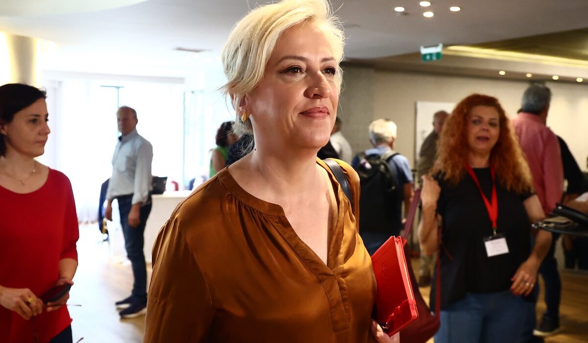 Ρένα Δούρου