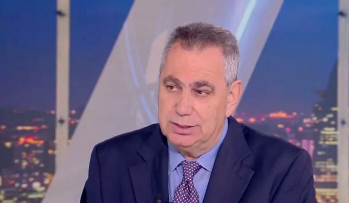 ΣΚΑΪ: Ο Βασίλης Χιώτης ακολουθεί Παπαδρόσο και Κοσιώνη στον ΑΝΤ1