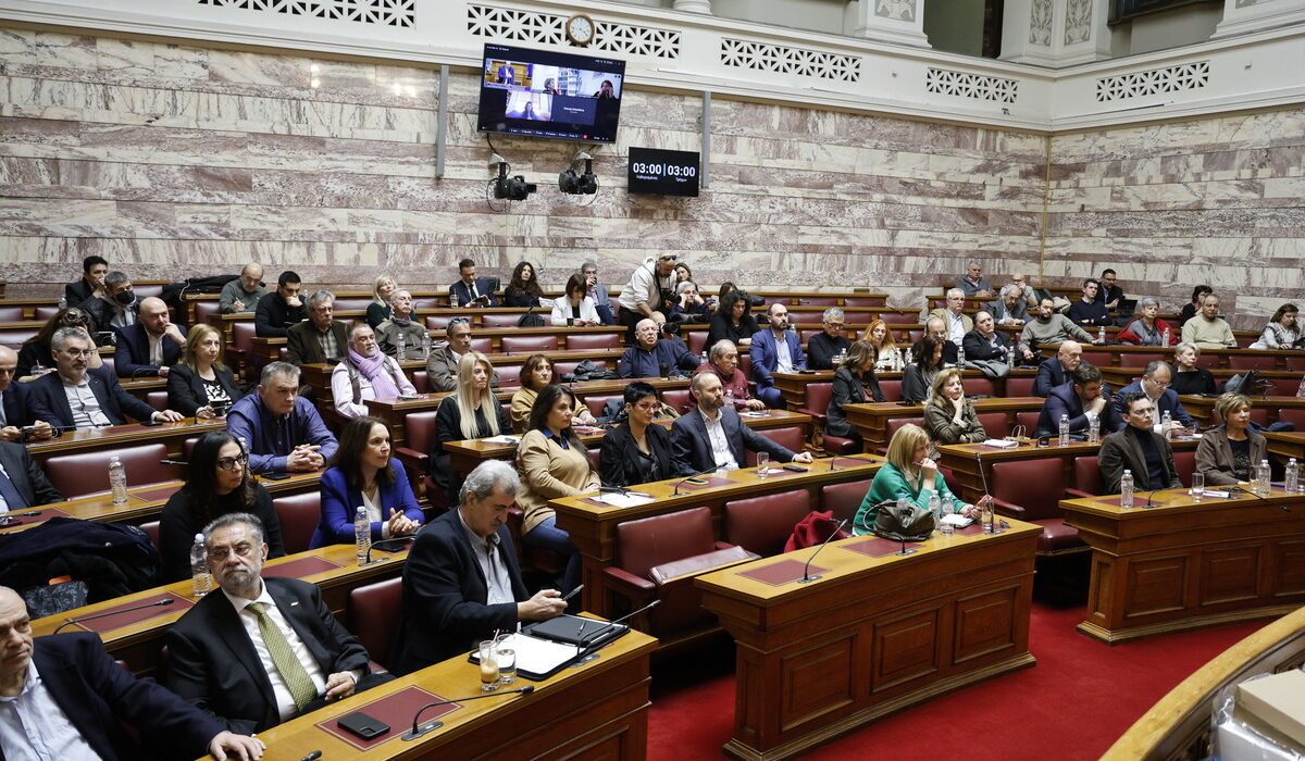 «Πασαρέλα» παραιτήσεων στον ΣΥΡΙΖΑ – Έμεινε με 19 βουλευτές και συνεχίζουμε…