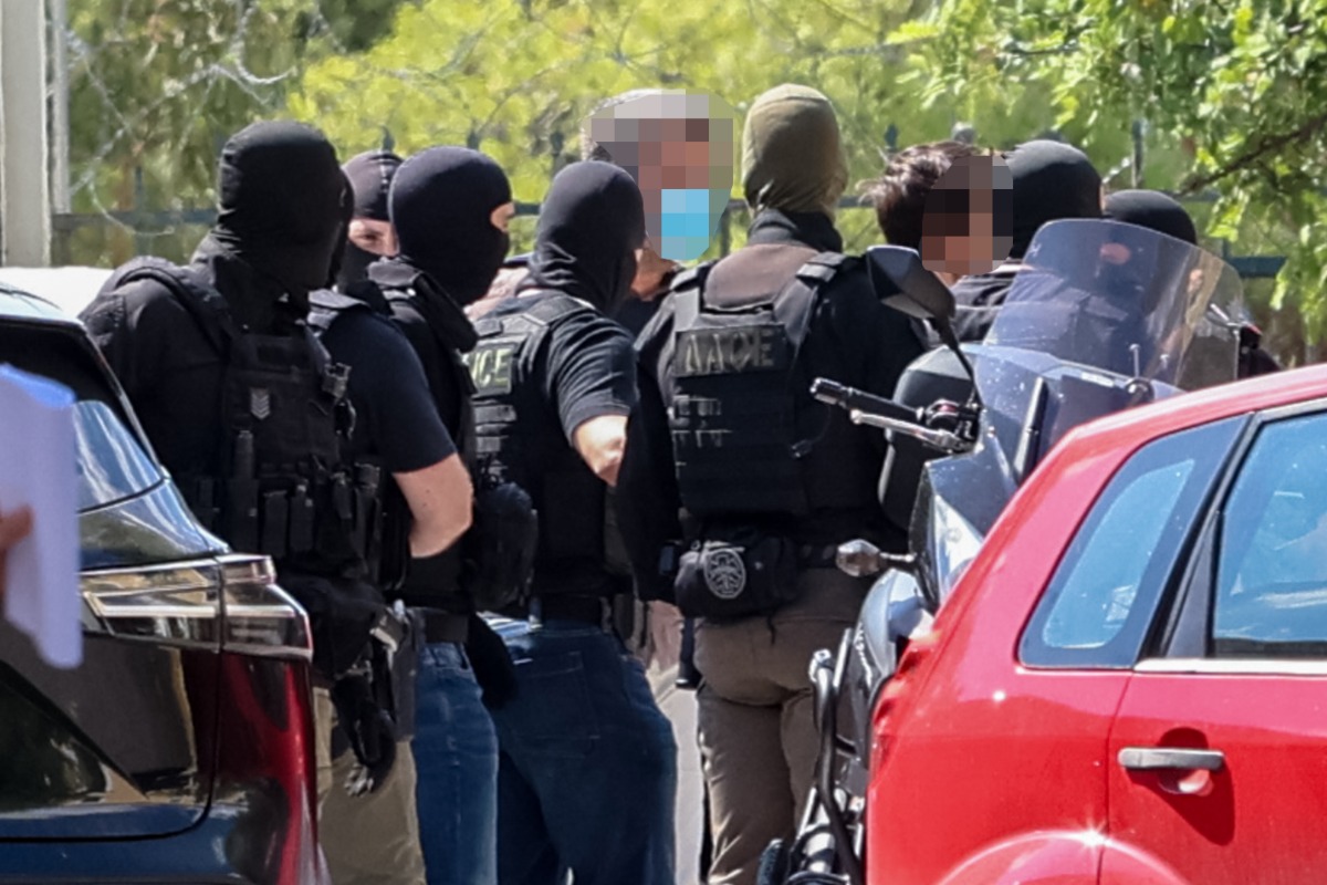 Eνώπιον της ανακρίτριας για να απολογηθούν οι συλληφθέντες για την εμπρηστική επίθεση στην Marfin.