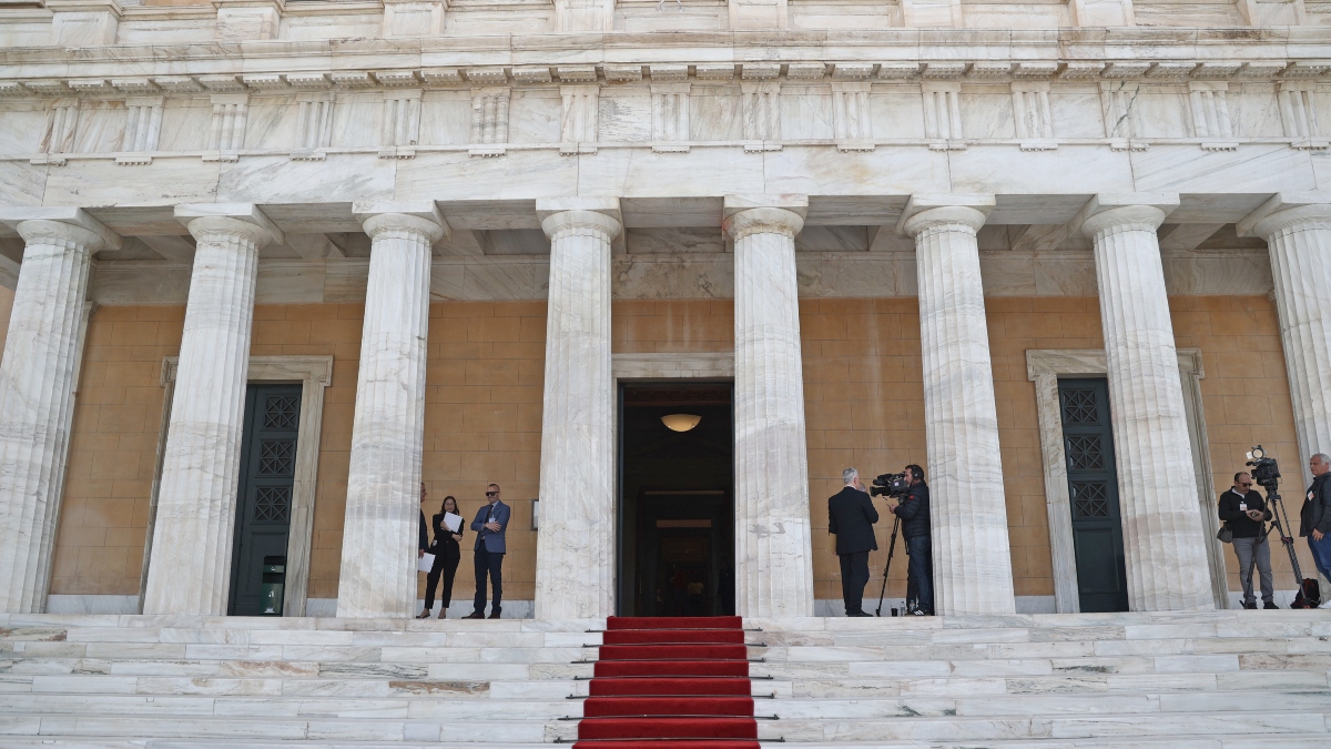 Περιστύλιο Βουλή