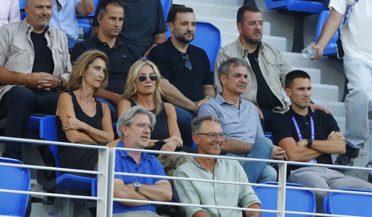 Δίπλα στη Μαρία Σάκκαρη η οικογένεια Μητσοτάκη (Εικόνες, βίντεο)