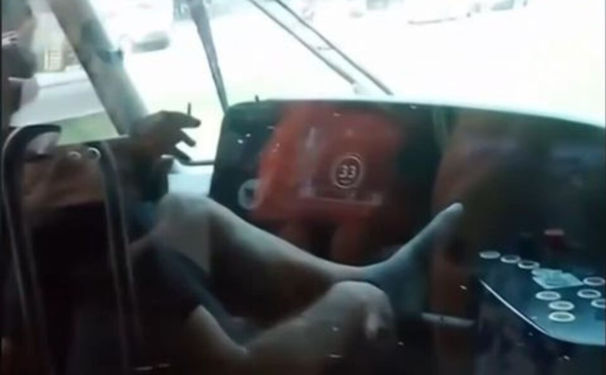 ΤΡΑΜ ΟΔΗΓΟΣ