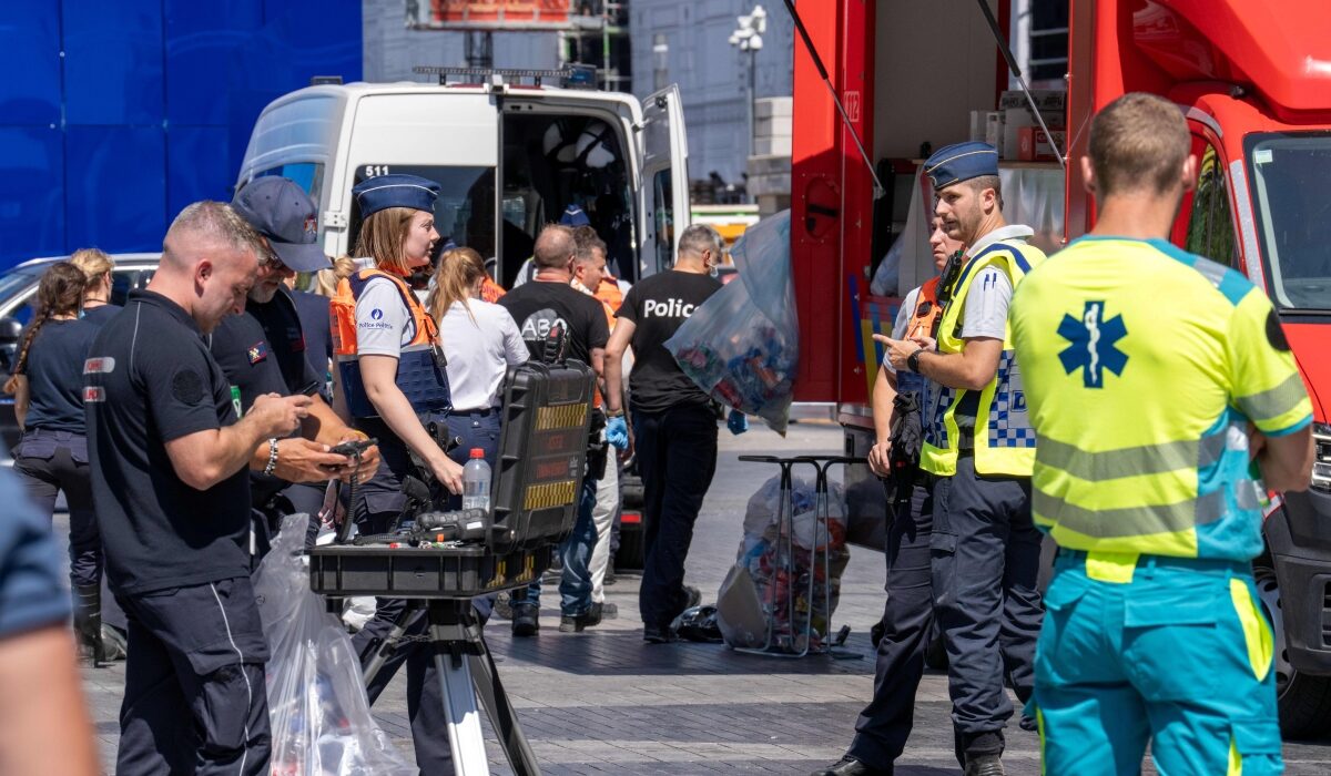 Βρυξέλλες: Άγνωστος ο αριθμός των νεκρών από τη φωτιά στον ουρανοξύστη – Ψάχνουν αγνοούμενους εργάτες