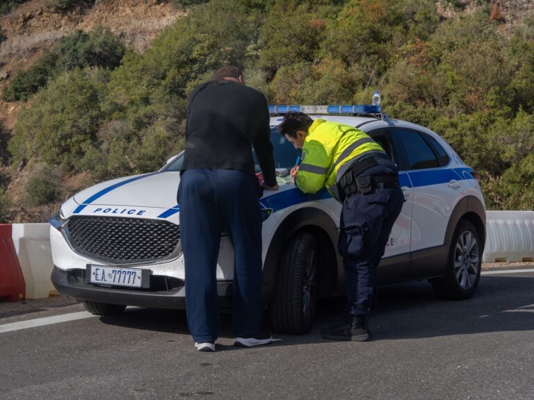 κλήσεις τροχαίας