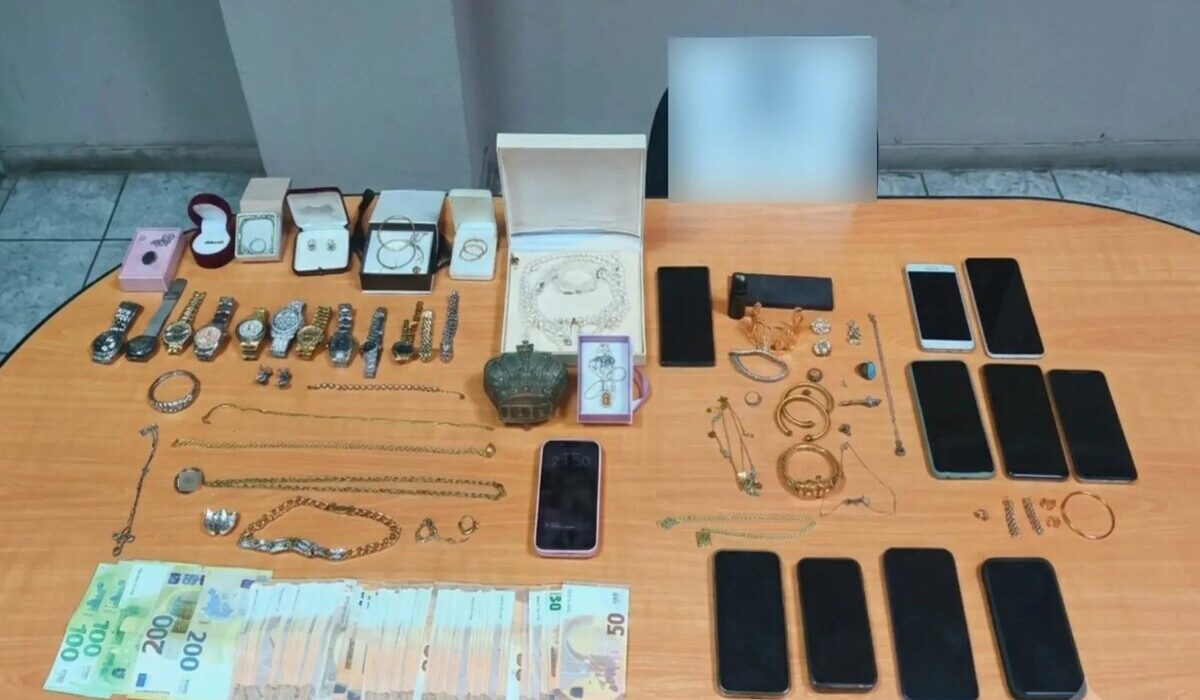 ΚΟΡΥΔΑΛΛΟΣ ΚΟΣΜΗΜΑΤΟΠΩΛΕΙΟ