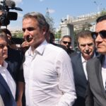 Ο Κυριάκος Μητσοτάκης στη Θεσσαλονίκη για να επισκεφθεί τους τραυματίες της εμπρηστικής επίθεσης