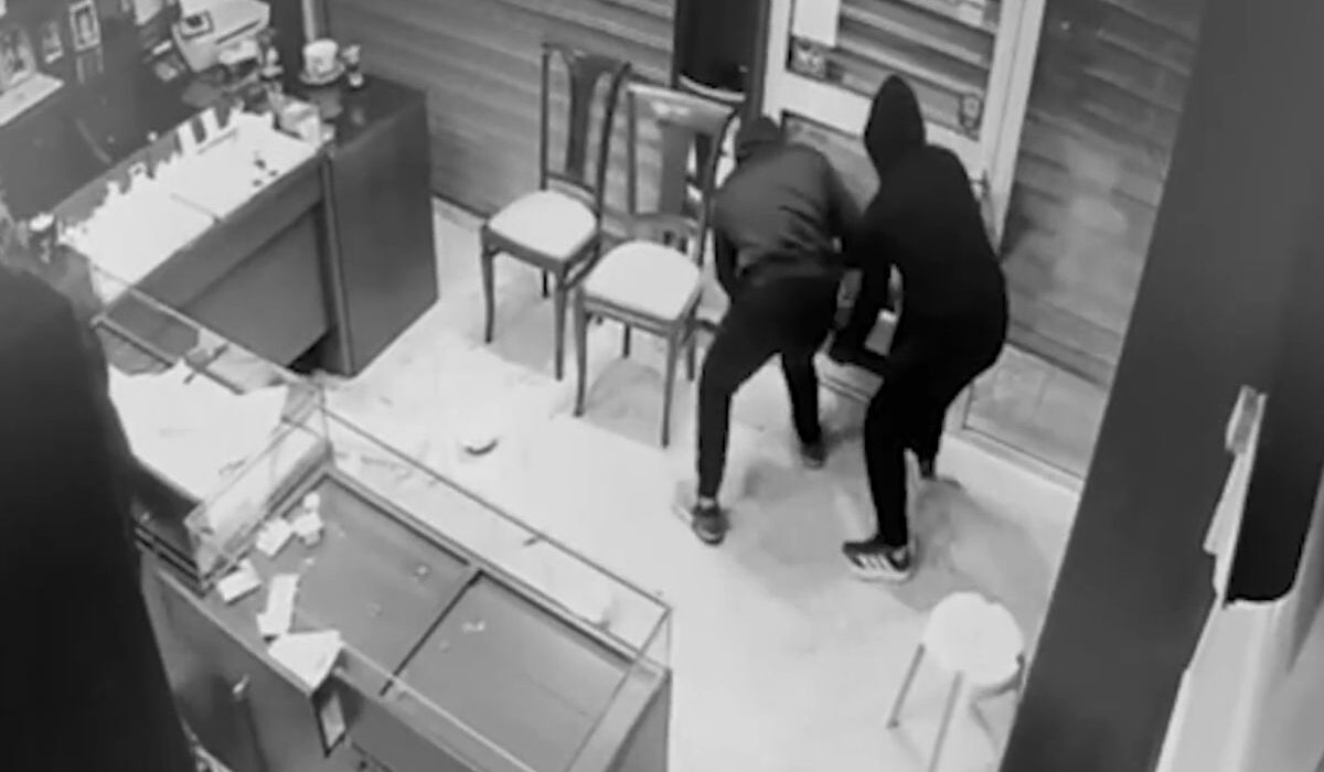 συμμορία κοσμηματοπωλεία