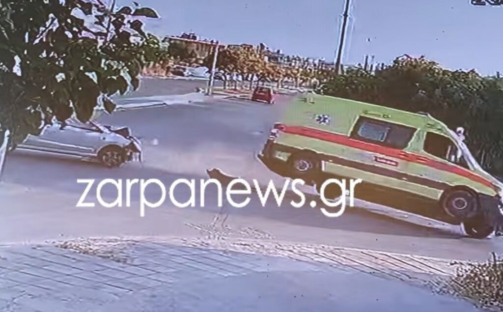 Πώς έγινε το τροχαίο με το ασθενοφόρο στα Χανιά – Διασώστης έδινε μάχη για τη ζωή του 53χρονου featured image