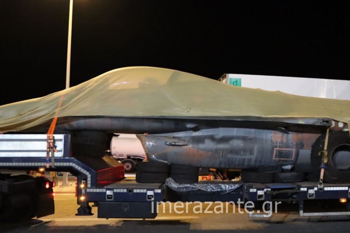 Ζάκυνθος: «Φορτώθηκε» στο πλοίο της γραμμής το F-16 που έκανε αναγκαστική προσγείωση